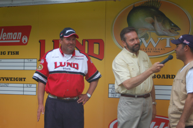 D3B0A338-72DB-45F8-B1F3-DFA7D4683C90