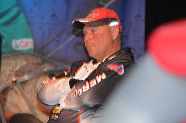 D3C3B543-4F3B-4F5C-B080-6E8138F346FF