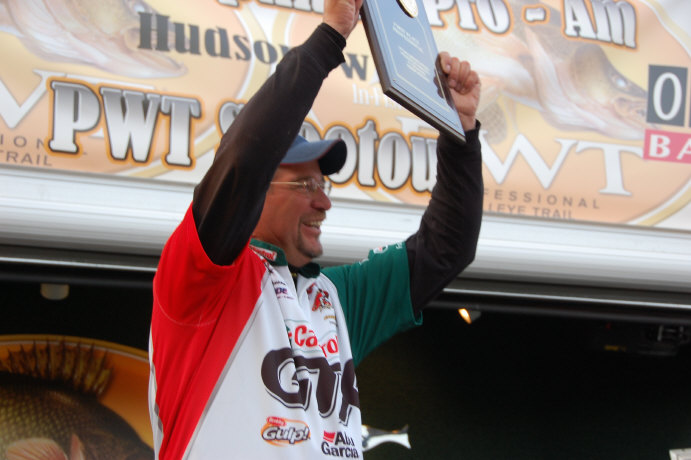 D3E7C95E-4294-4A77-9C15-AE81100BD996