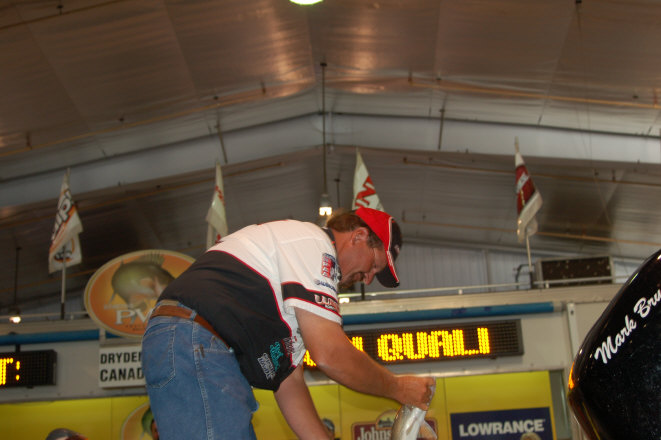 D3EC177C-4FF0-4AE0-87E4-F6EA06600E54