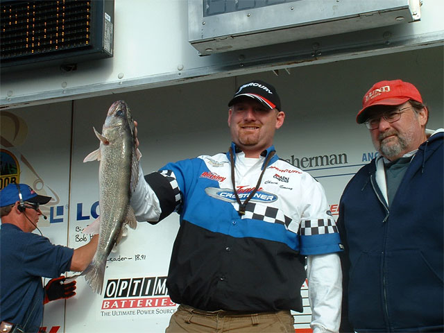 D3EEE2FE-2795-4C71-8748-01146600506A