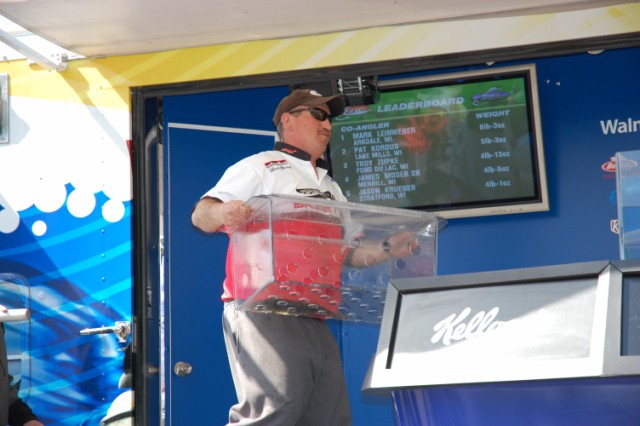 D3EF4897-3A06-47DF-9673-4601FAB3F20D