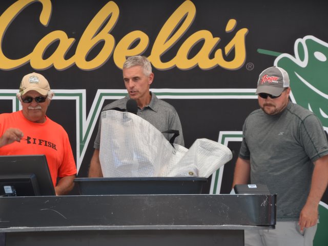 D417ADE8-9149-4D63-ABA1-BCA86C8AC859