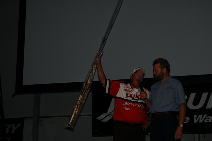 D4357587-3030-47A2-A29D-D817C78ADDEC