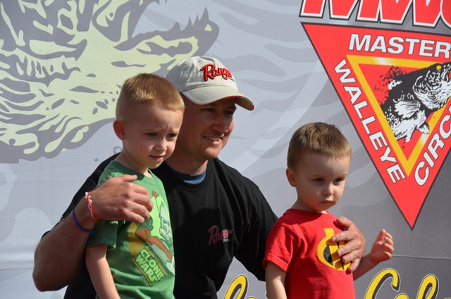 D4427833-162D-4A85-9798-62030A592313