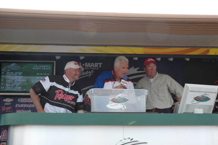 D44D087A-9864-4F51-A220-D600EF376B2A