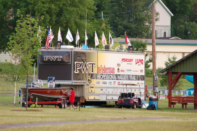 D468BCE8-107F-4C84-847D-89FD10271629