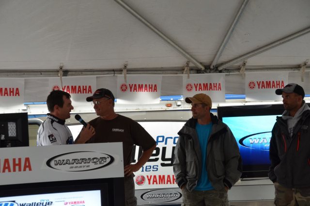 D498A740-1254-4B0D-A15A-33A4036FA9E8