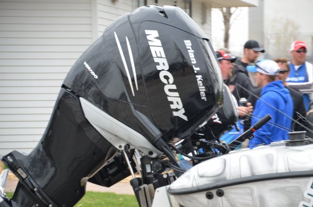 D4B8386A-85D9-4695-A0B1-B3E612E7A512