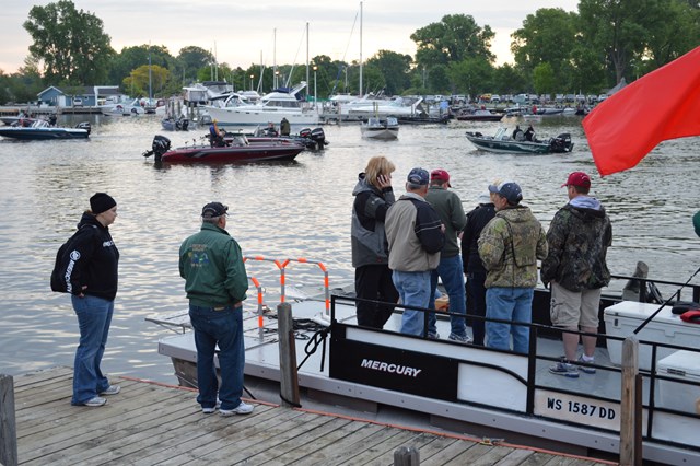 D4DB0B81-D944-412B-B01F-2127174C7C98