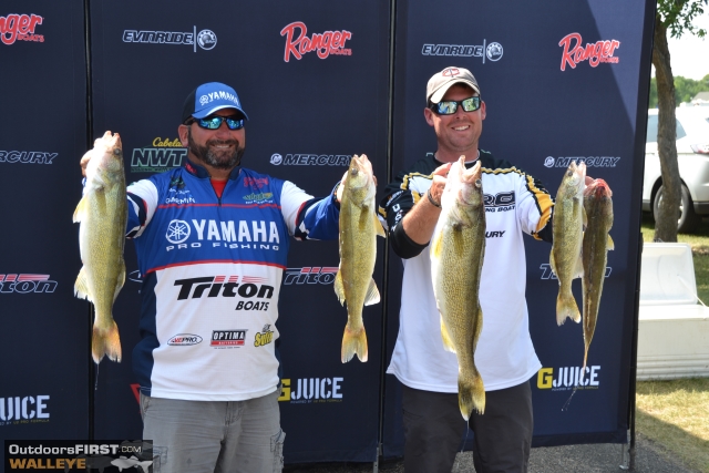 D5023876-D7B6-4C12-B070-F78590A48225