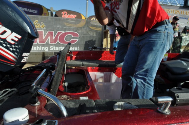 D502AB41-9827-47FB-890E-8B5EC5760334