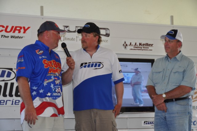 D54E3A4B-6A90-42A4-AE79-C3CDA124A525