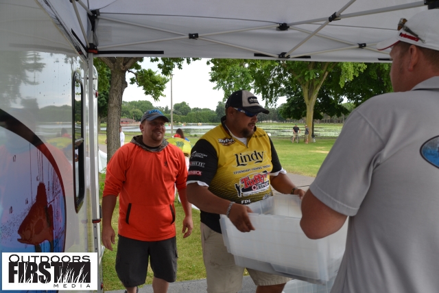 D58FCEFA-F338-4747-BCB9-5C83CD750A00