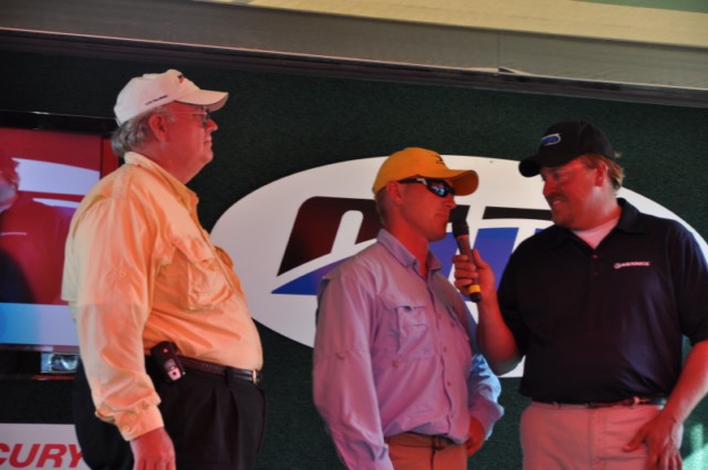 D59AB176-F6BD-4A8F-902F-A84C490DBC73