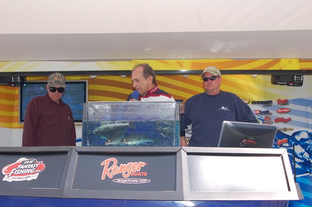 D5B750D5-DD18-4D99-A0FC-5EF9661342D6