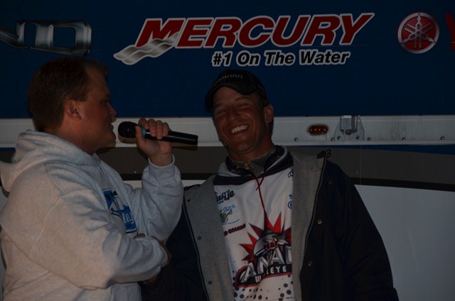 D613D2D6-6207-42BC-B473-C43BB17DEEDD