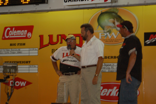 D614C035-B37F-4D31-AFBF-89DF8C5563FA