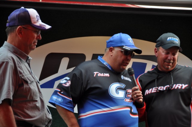 D661D7DF-2C3E-446B-AE76-C78A635131F0