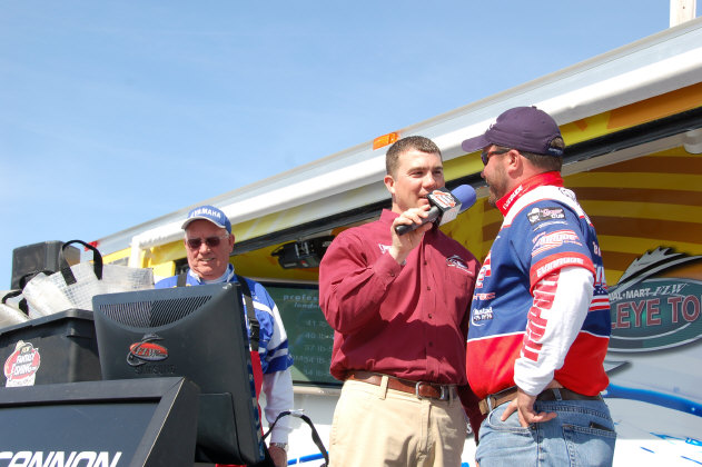 D6691F68-BDDD-4003-B5BE-0D4AF5642264