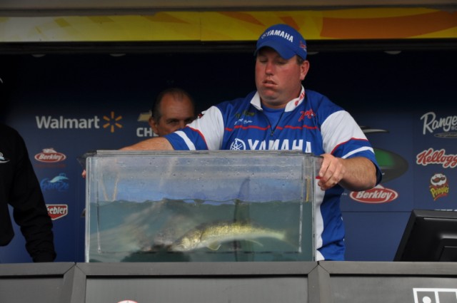 D686F235-D4EA-4931-917D-561155F0A420