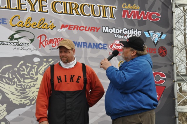 D6E41F7F-44B1-4567-931A-145613B4710A