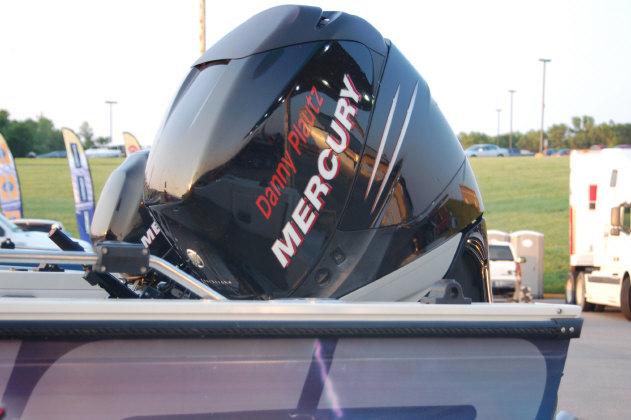 D73D412F-06C3-4F94-9A20-9A95F44C2262