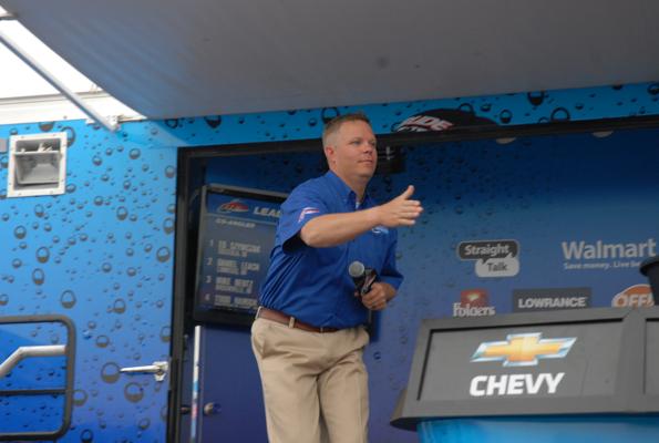 D74CE52A-FC84-4D74-A48A-00D8F69D4C2D