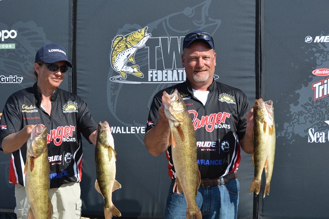 D75DC18E-2F1C-4794-BF0A-1E599216AEE5