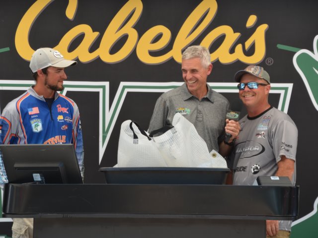 D7871396-197F-45CB-A894-DC2F558192ED