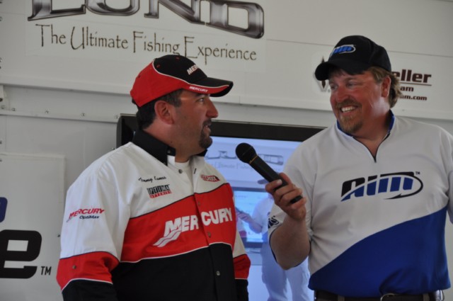 D788982B-2CE4-4C5E-B351-B9006FA152C9