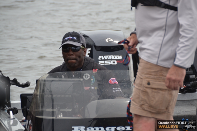 D79C0BC1-5647-431F-9A43-423A48E64488