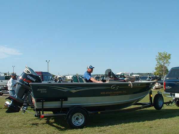 D7B98664-DF3C-48A9-987E-EF9A2F99A7F2