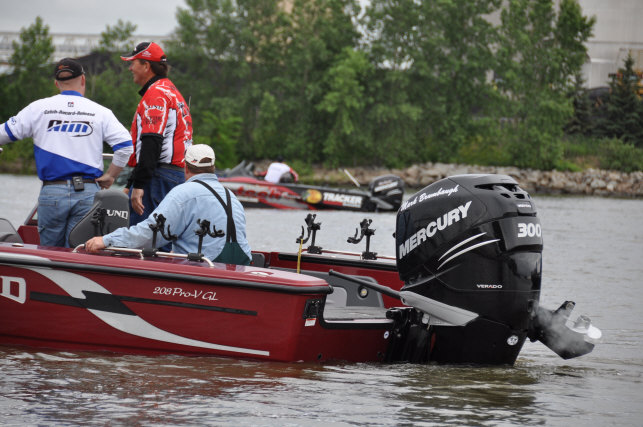 D883B8A2-04E7-4F73-81BC-F5A0333D349C