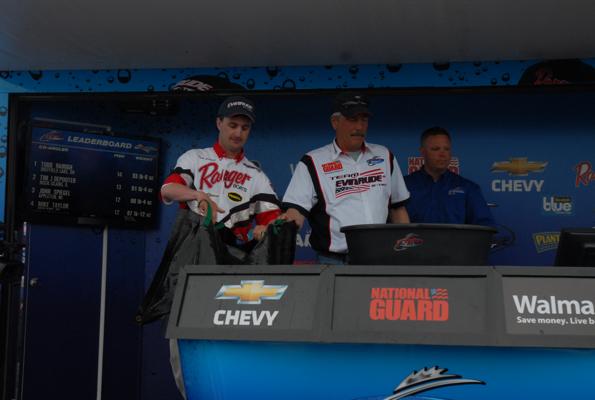 D8B4E77D-69FF-4566-9A03-6FC5D0920DE1