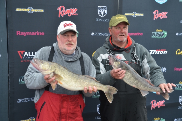 D8BB32FF-5AFA-406A-95AF-9D6095D244BE