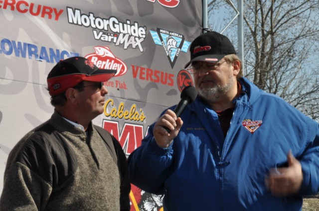 D8F9406A-0593-4DDE-A3C7-62ED106E7130