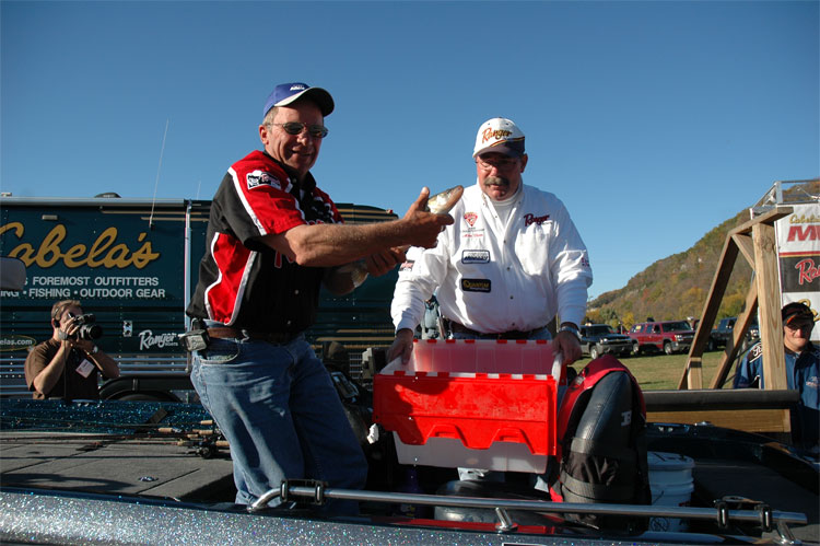 D8FAB7FA-69BF-44FC-8821-6B1DB5FDF6A4