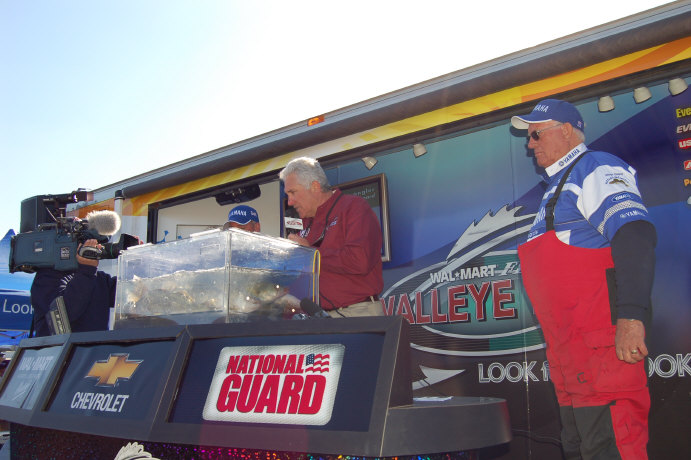 D94E65C3-8DBF-46BD-B2C3-1949DF3FE3B8