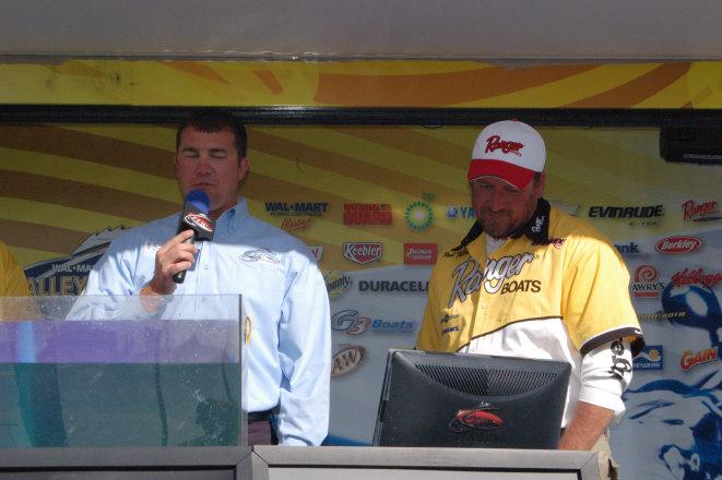 D954348C-43BA-4049-9A9D-D8842DAF9971