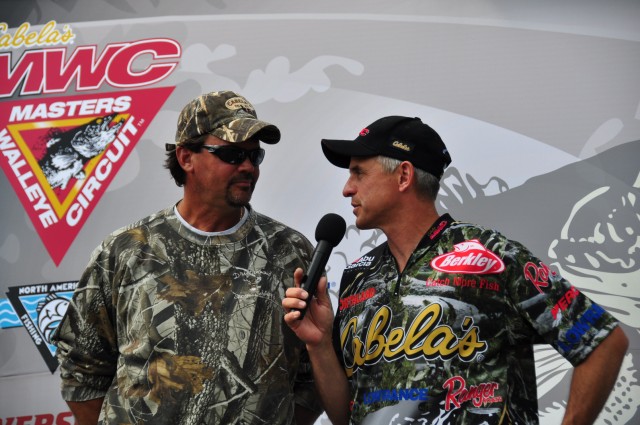 D95F9F34-F217-4E27-BB45-A41B72218063