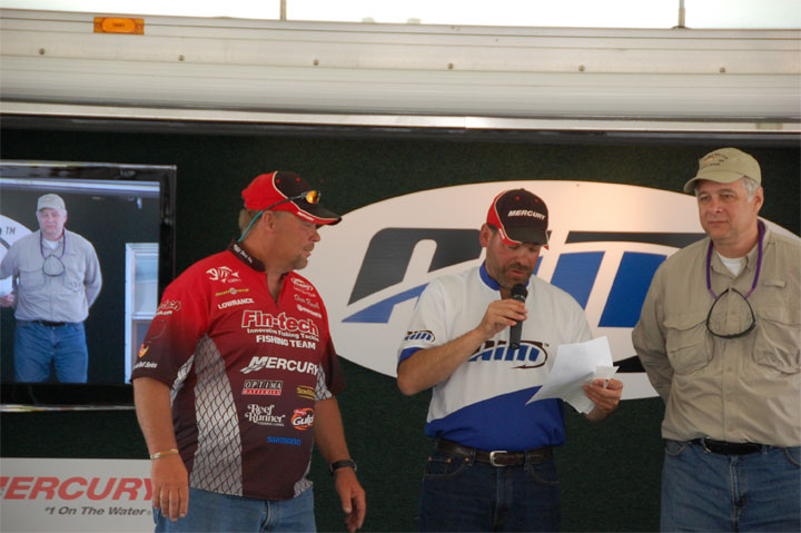 D9936314-5C72-4106-9A5A-74F0A9A0D63B