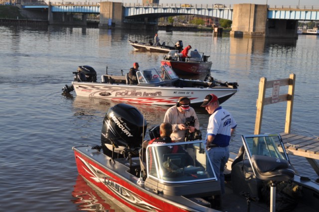 D9A8BF4C-0E0B-41FC-BB1C-8769A74A4ED2