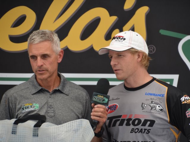 D9BE9F86-7948-4992-989D-C6D0CB82C377