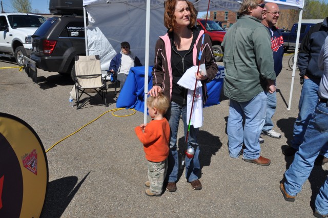 D9E3BF55-3D39-422F-80C3-8BDE30B0A41D