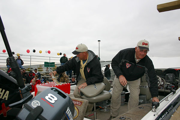 D9E94831-F8A9-4E23-9CD8-A50757356A8A