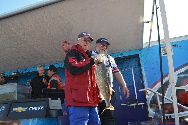 D9EAD1F0-F9F4-4516-829E-2A61C9F84F0F