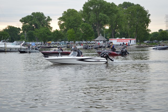 DA3CFA59-B7A2-4559-B709-4E88ADBF6F3F