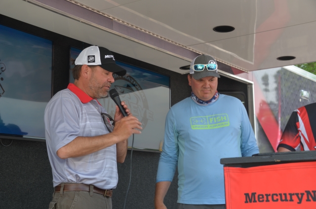 DA4076AE-736C-4897-9DF8-5F1E44F13868