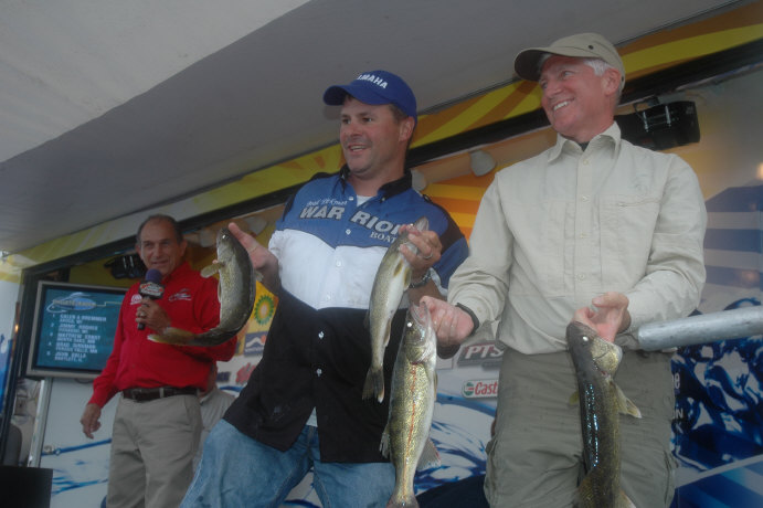 DA49E7D8-0BEE-4E74-A4F5-22310018C3FD